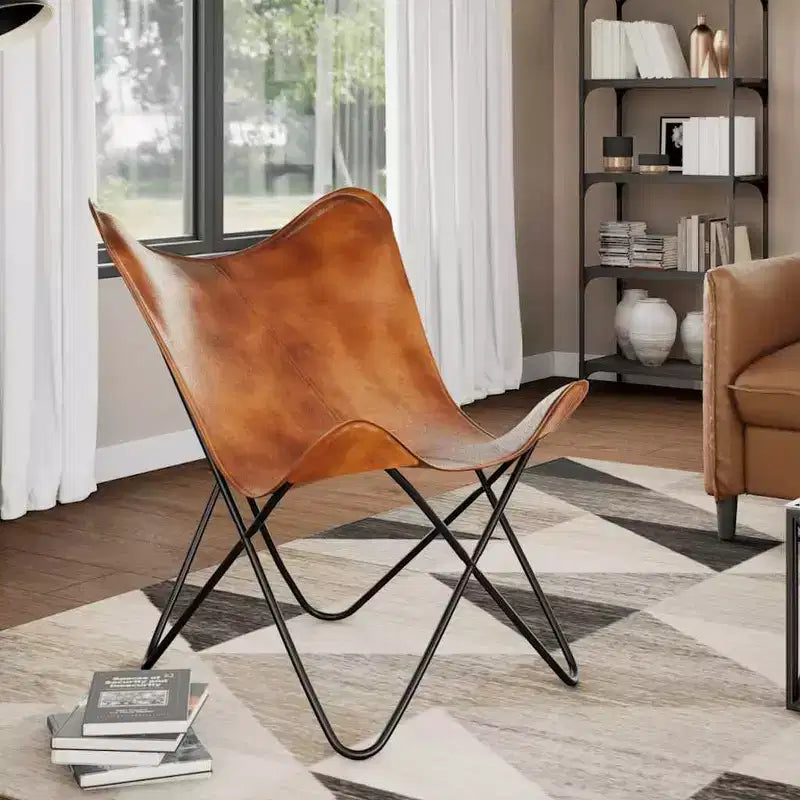 Fauteuil Butterfly en cuir véritable marron, structure en fer thermolaqué